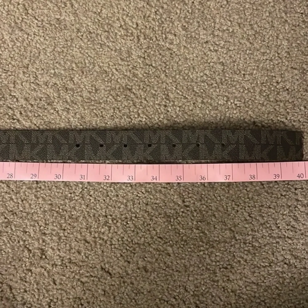 Michael Kors Belt Brown Signature MK Logo. Size Medium. NWT